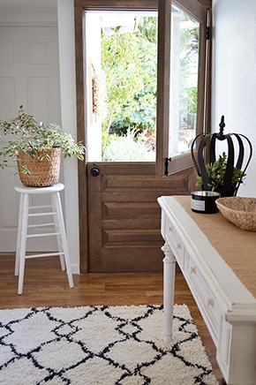 7118 dutch shown in white birch with beveled glass